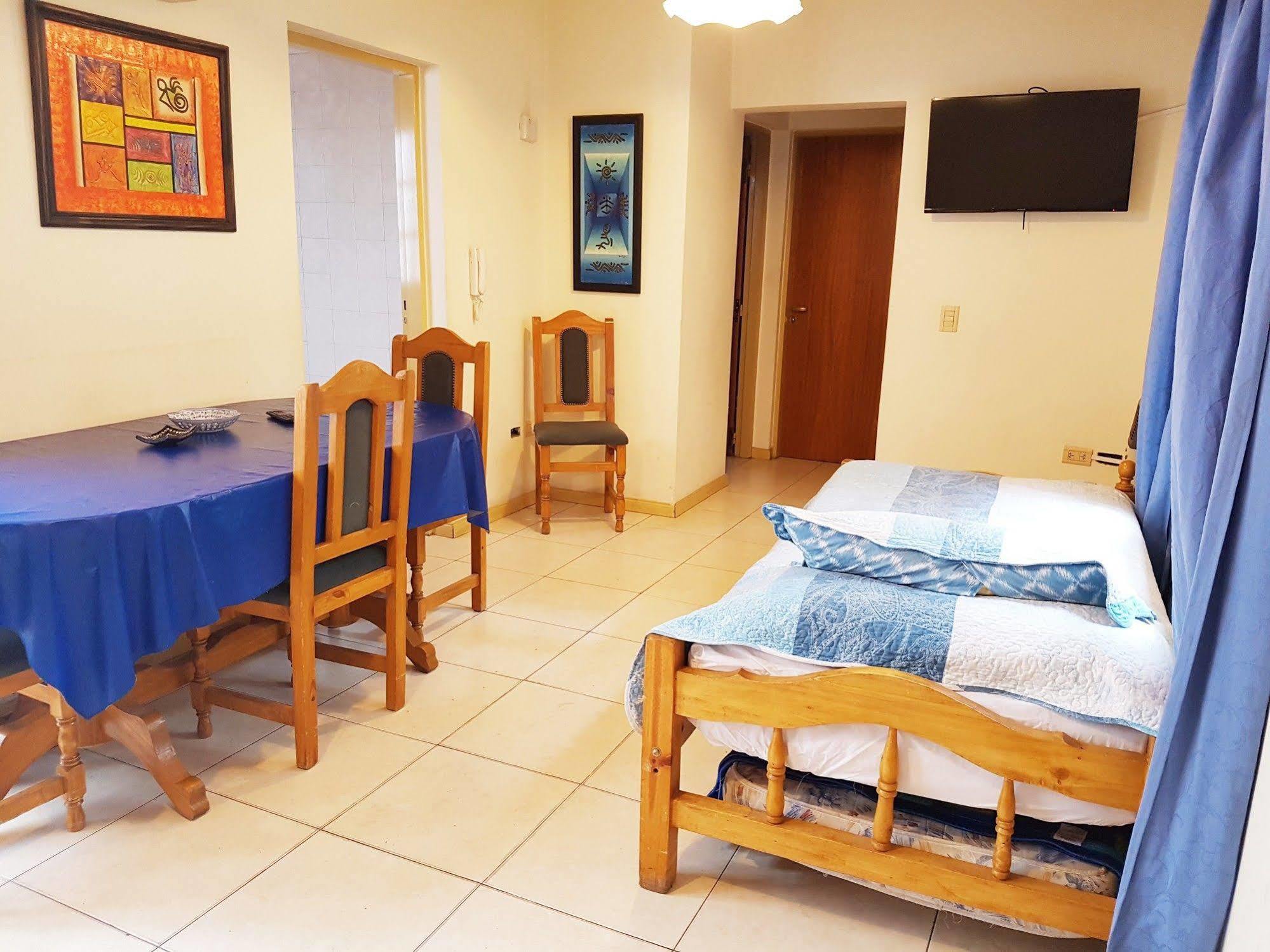 Azul Departamentos Aparthotel 2*